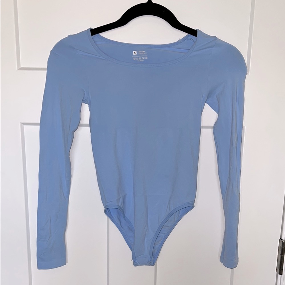 NWOT Stretchy Fitted Long Sleeve Bodysuit